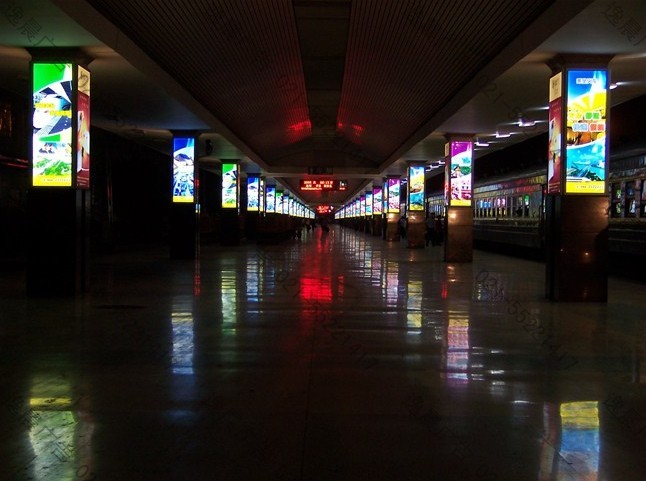 机场火车站过道超薄灯箱